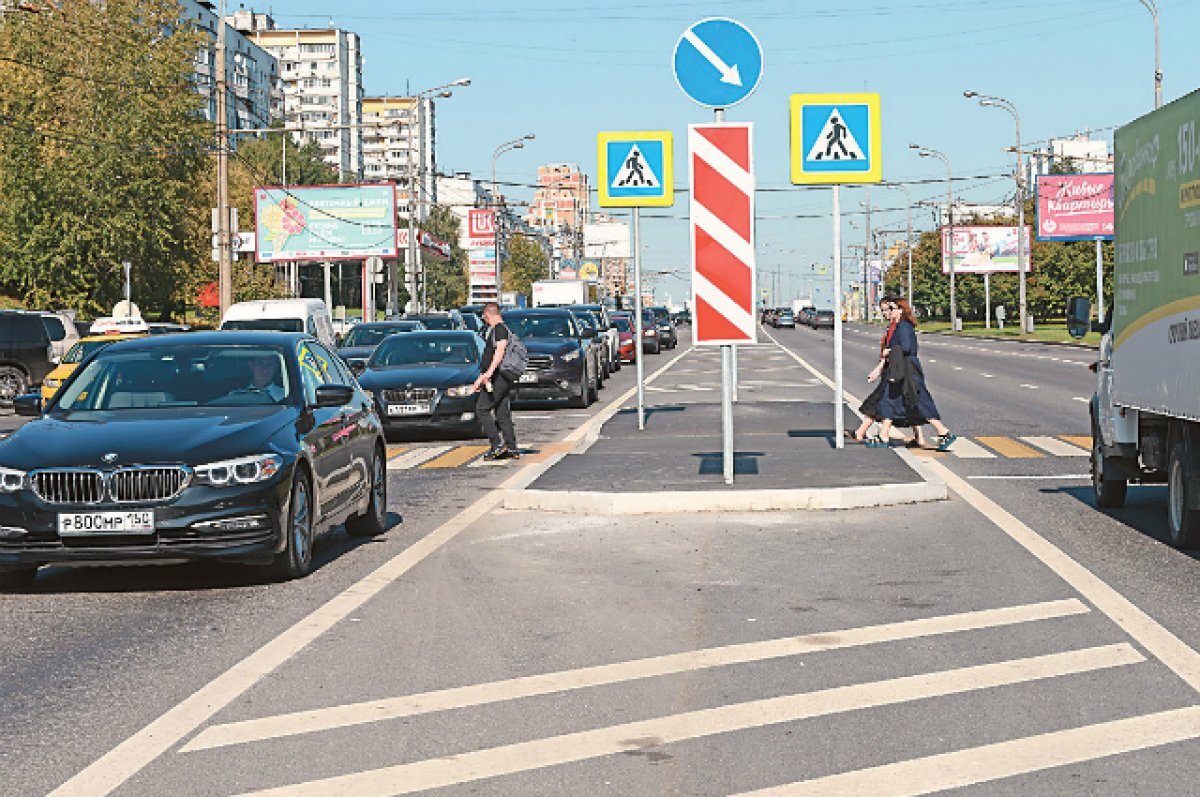    «Островок безопасности» в центре Волжского опять оказался небезопасным