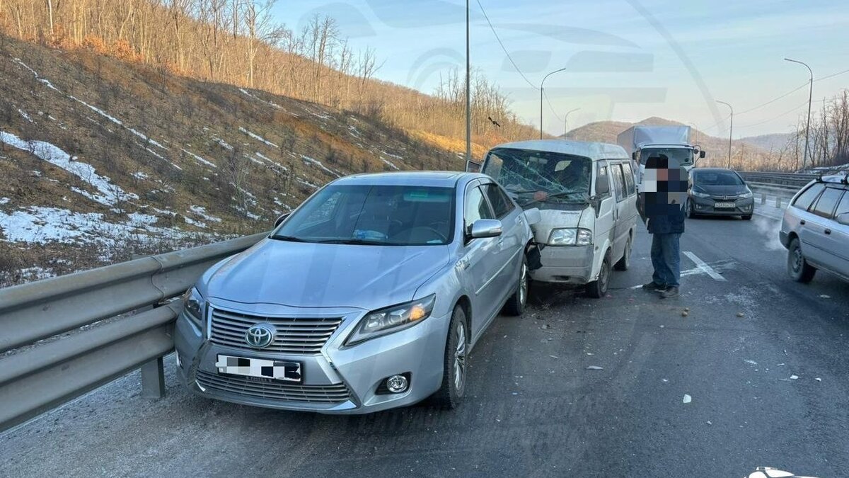 Один машину бросил, второй на дорогу не смотрел»: на объездной трассе  очередное ДТП | Восток-Медиа | Дзен