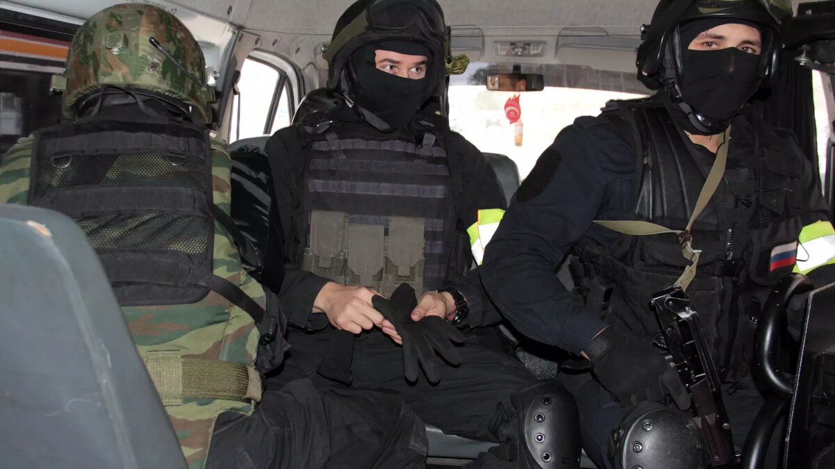     В Ростовской области возбудили уголовное дело в отношении военнослужащего и полковника полиции в отставке за дачу взятки, сообщили в региональном УФСБ.