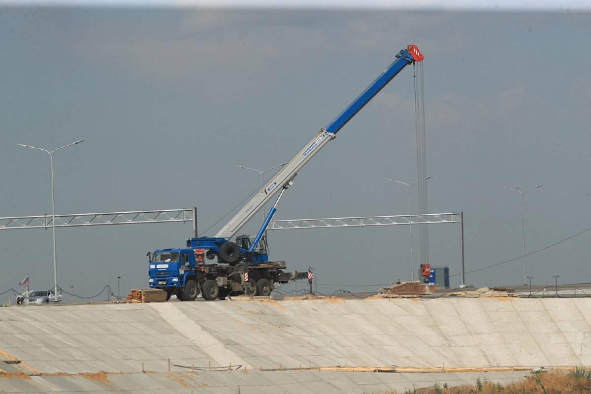    В текущем году в Волгоградской области отремонтируют 16 дорожных объектов