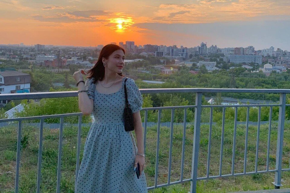 Прикольные переписки. С днём рождения переписка в вк. Поздравление с днем рождения в переписке. Смски поздравления с днем рождения. Как поздравить девушку по переписке.