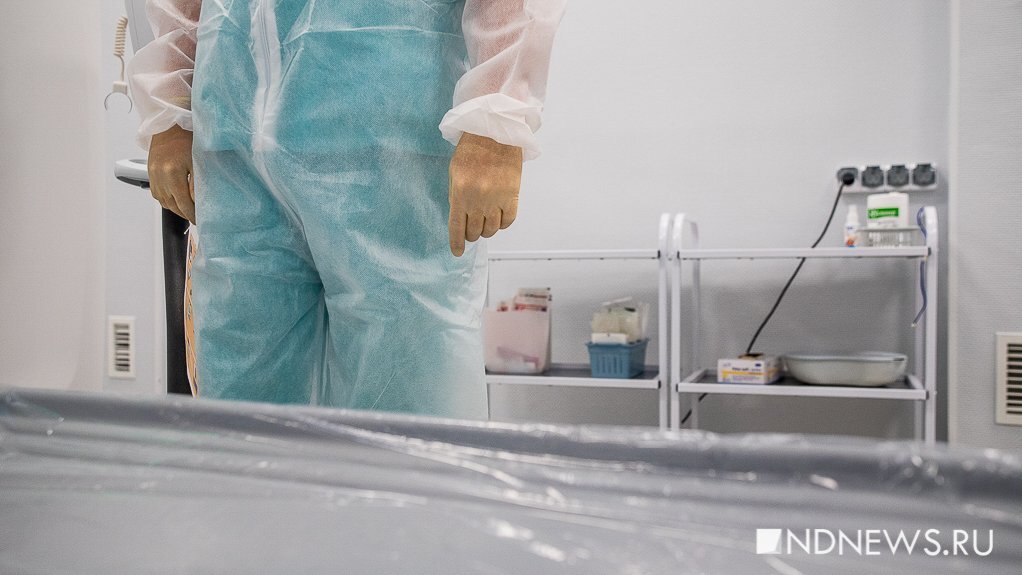 двухлетняя девочка в садике. двухлетняя девочка в садике. детский садик девочки. девочка из садика. маленькие девочки на детской площадке.