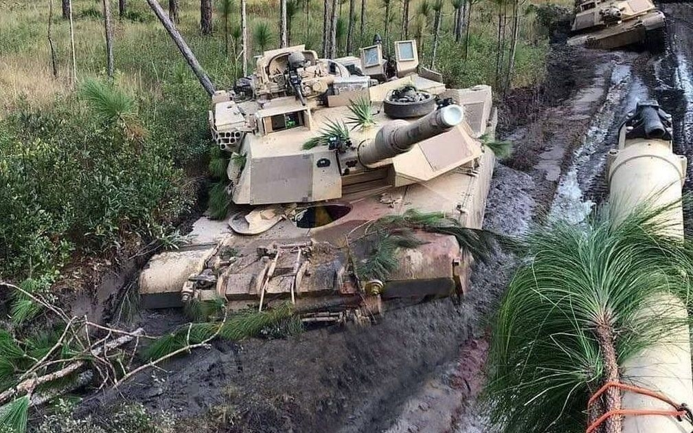 Подбит третий абрамс. Подбитый Абрамс на Украине. Абрамс ВСУ. Захват танка леопард. Leopard 2 ВСУ.