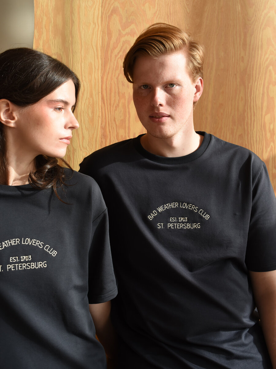 Футболка с вышивкой Bad Weather Lovers