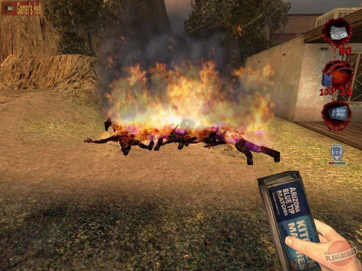 Порой так приятно просто посидеть у костра и ни о чём не думать...