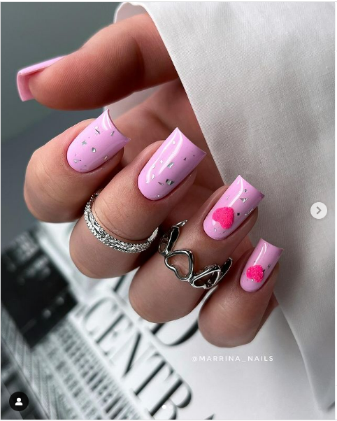 красивый розовый маникюр. подростковый маникюр. маникюр розовый яркий летний. красивый детский маникюр. летние ногти короткие.