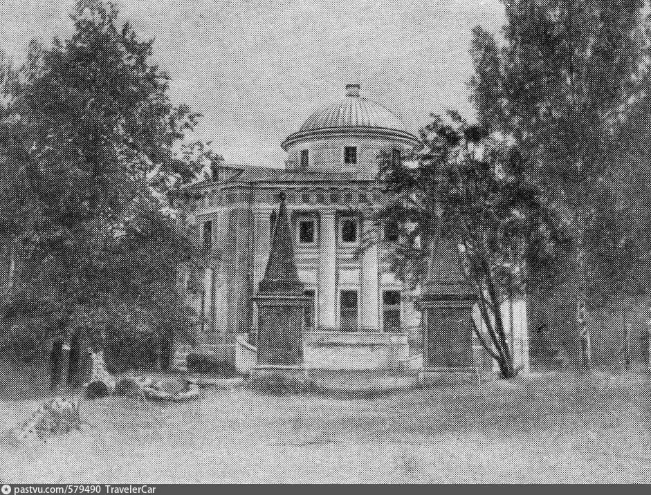 Самое старое фото, которое я нашел, снято не позднее 1925 года. С сайта Pastvu.com