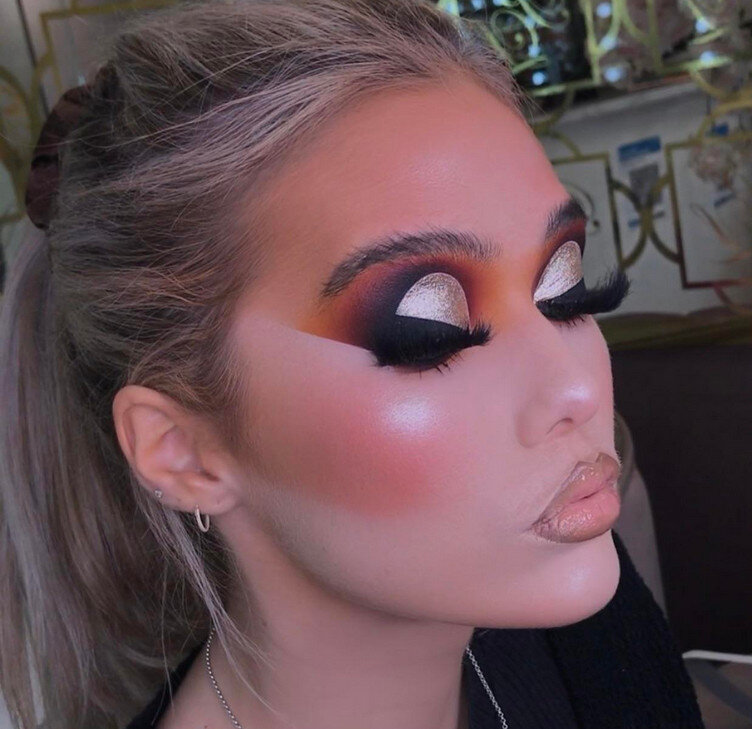 Девушка на пристани. Соблазнительные девушки. Мужчина и женщина. Мы с девушкой. Фильм friends with benefits, 2011.