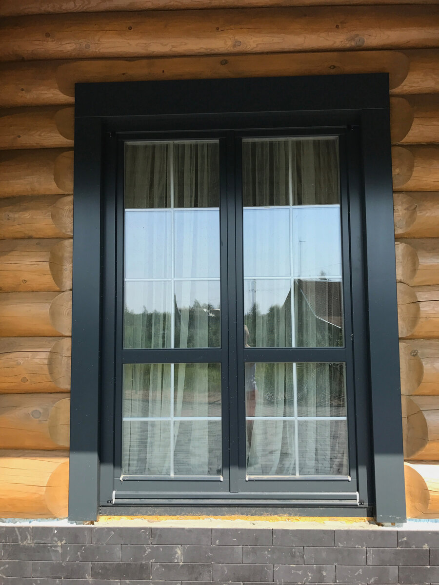 Окна из сосны (укрывной цвет)