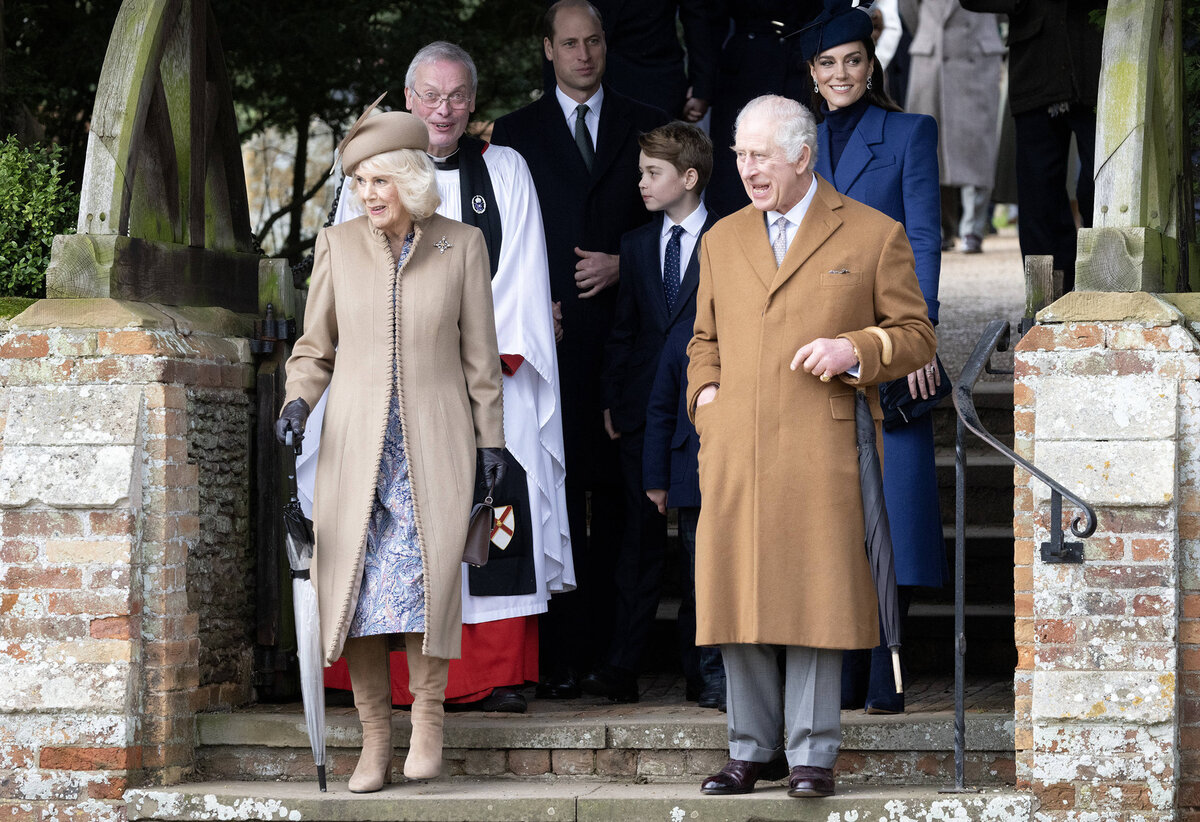карл великий король каролингов. презентация на тему легенды. значение имени царь. пипин короткий династия каролингов. царь тит татий.