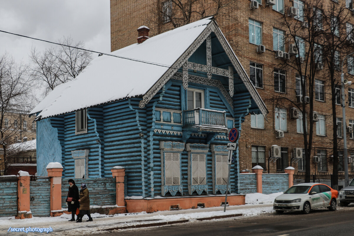 Знаменитая избушка девятнадцатого века. Подарок для Михаила Погодина, или  «Новая книга из брёвен» | Тайный фотограф Москвы | Дзен