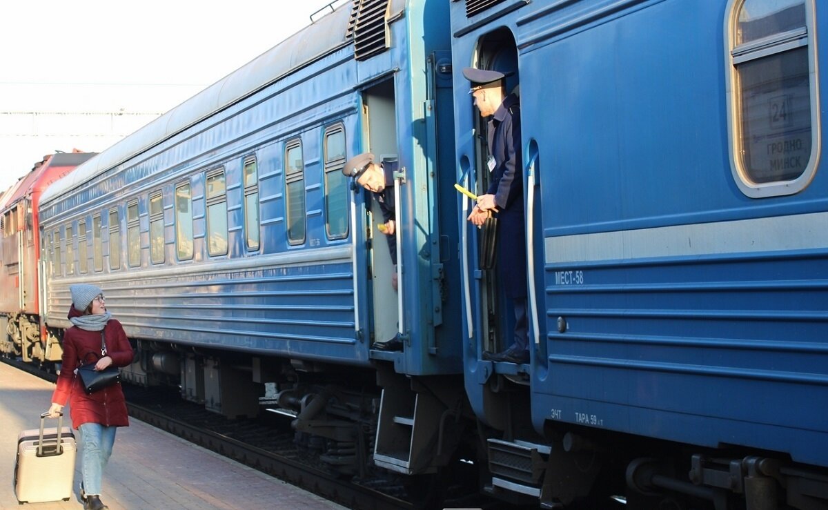 Поезде белосток. Поезд Гродно Белосток. Поезд Москва Гродно. Поезд Минск Белосток. Поезд Гродно Гомель.