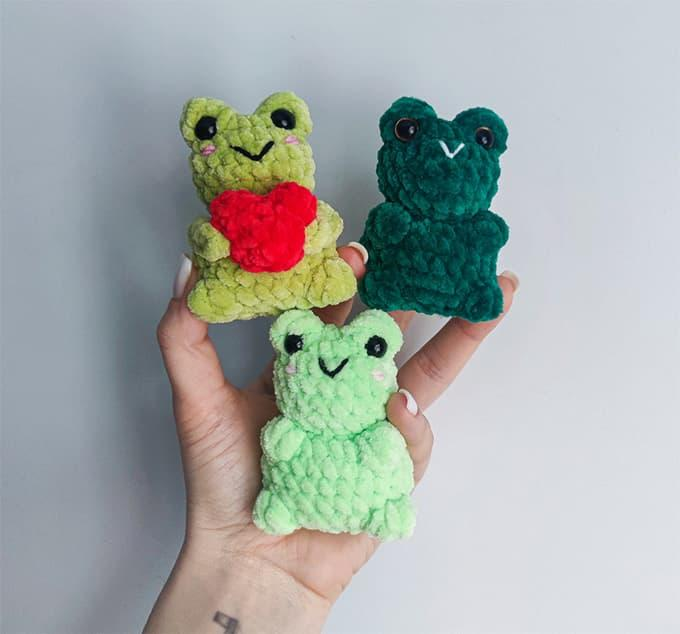 Лягушата от "Всё вязаное"