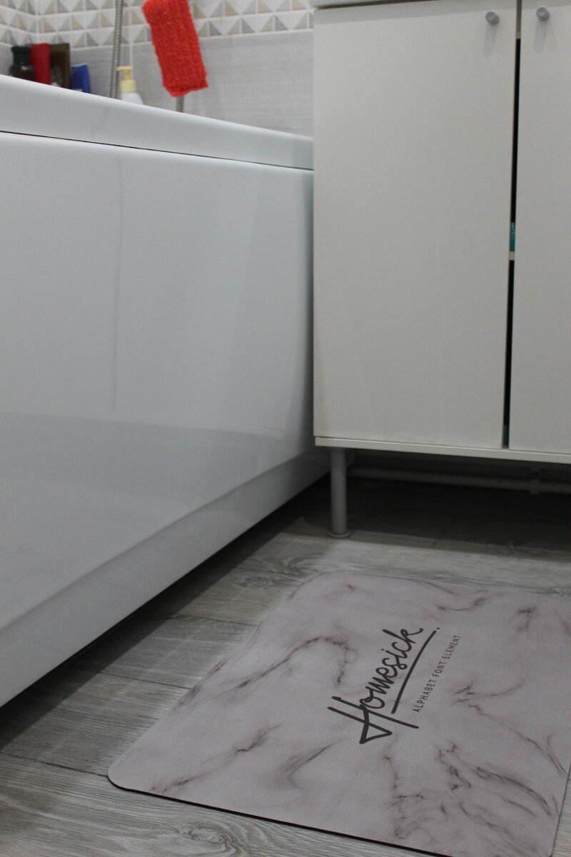 Мраморный прорезиненный коврик из моей ванной 