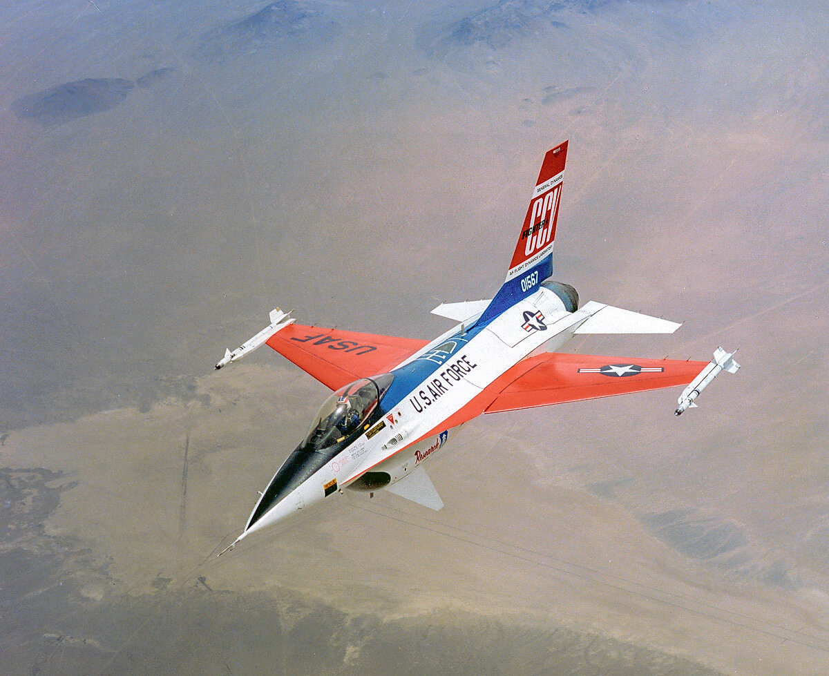 YF-16 CCV