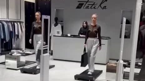 папье маше манекен. манекен из картона. картонный манекен. необычные манекены для одежды. бюст из картона.