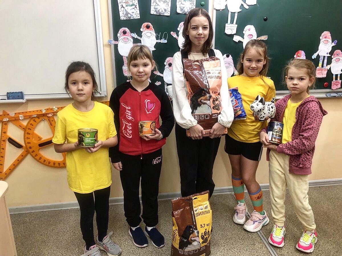 сердечко руками. рисунок доброе сердце. художник марсель марльер. доброе сердце. благотворительность рисунок.