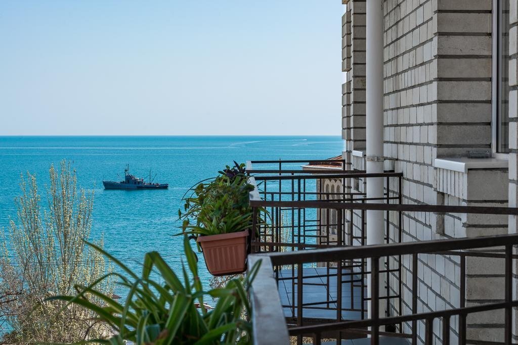 абхазия все включено с бассейном у моря. сухум гора царя баграта парк-отель. абхазия все включено с бассейном у моря. гелиопарк гора баграта 3 абхазия сухум. абхазия все включено с бассейном у моря.