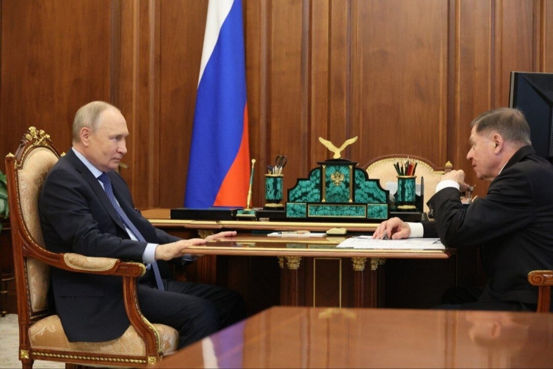    Путин обсудил с председателем Верховного суда Лебедевым работу судебной системы