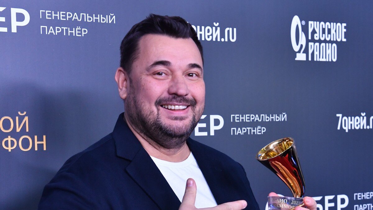 певце зодиака. зодиак группа 80. группа zodiac ссср. знаки зодиака звезд голливуда. нарисовать мубин корейский певец участник группы астро.