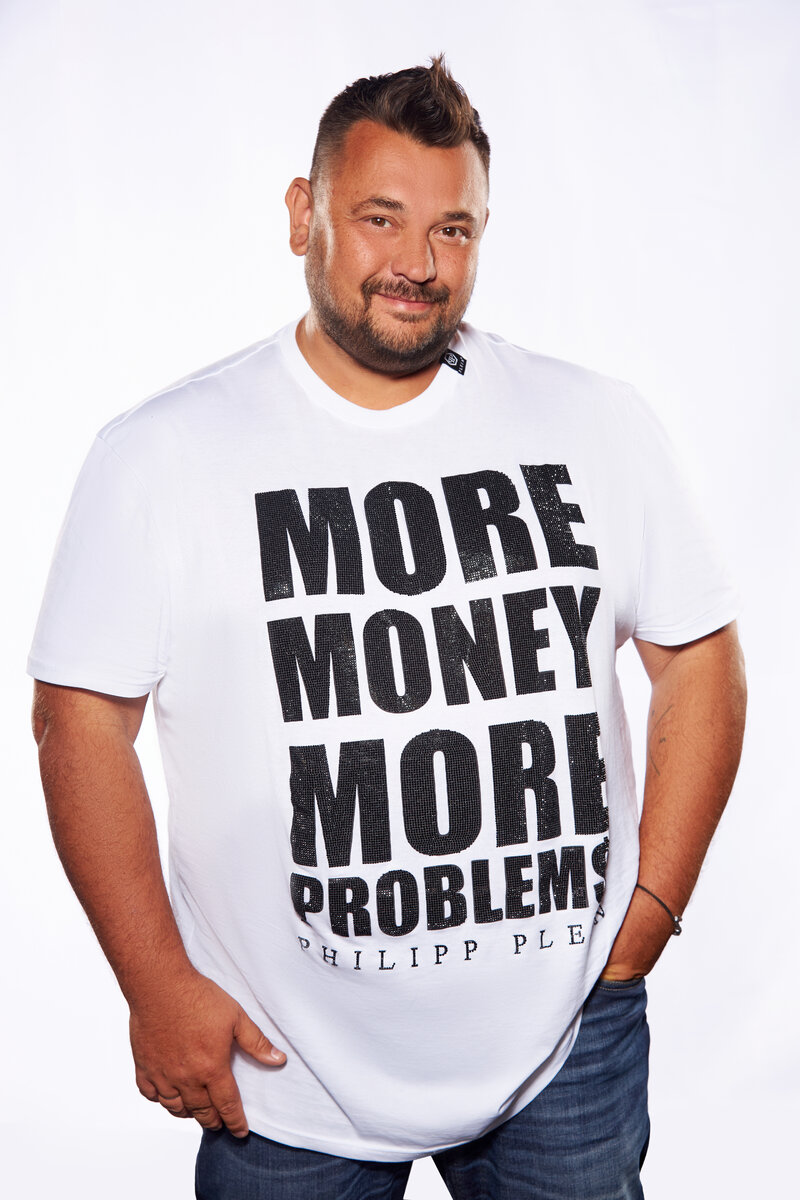 Морозов сергей тнт. Директор тнт 2023. Новый директор тнт. Директор тнт 2023. Тина канделаки директор тнт.