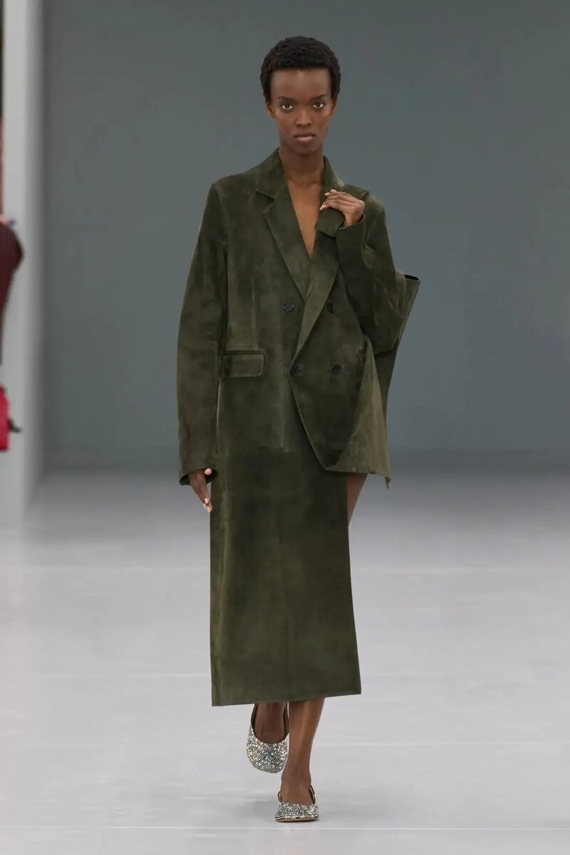 Loewe весна-лето 2024