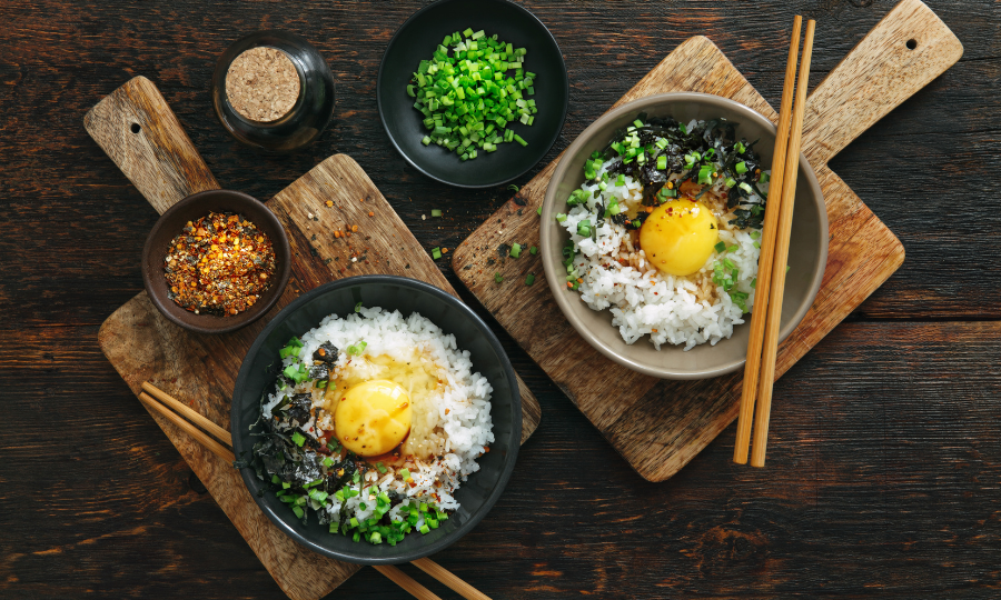 Японский завтрак для долголетия: Тамаго какэ дохан (простой и вкусный рецепт)