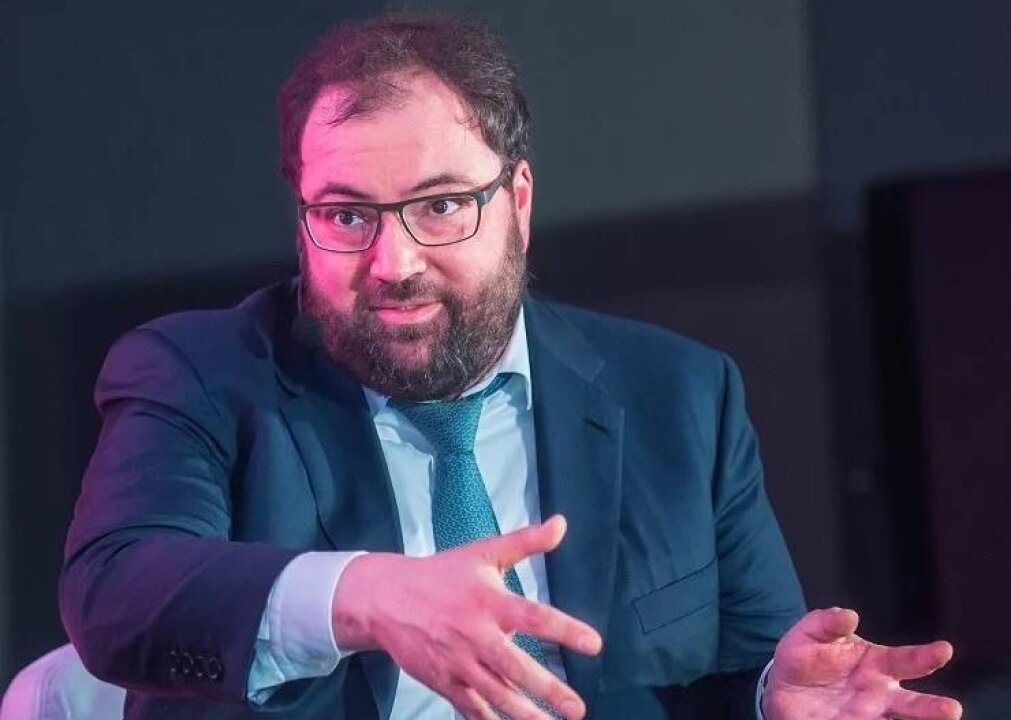    Шадаев: портал госуслуг скоро могут заменить умные колонки