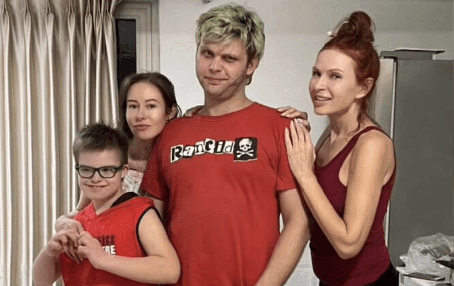 Родители в разводе живу с отцом. Родители и дети. Родители в разводе живу с отцом. Родители в разводе живу с отцом. Общение с ребенком после развода.