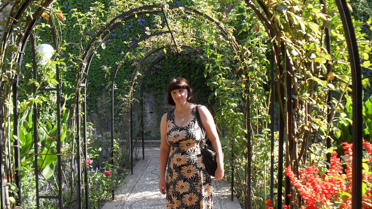 Это вот Гранада Испания 2011 год. 