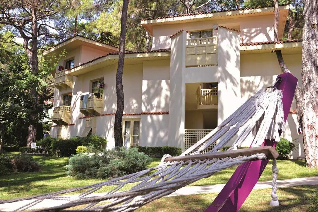 отель в дорохово les art resort. отель лес арт резорт в подмосковье. отели для отдыха с детьми в подмосковье. ателика липки загородный отель. отель в дорохово les art resort.