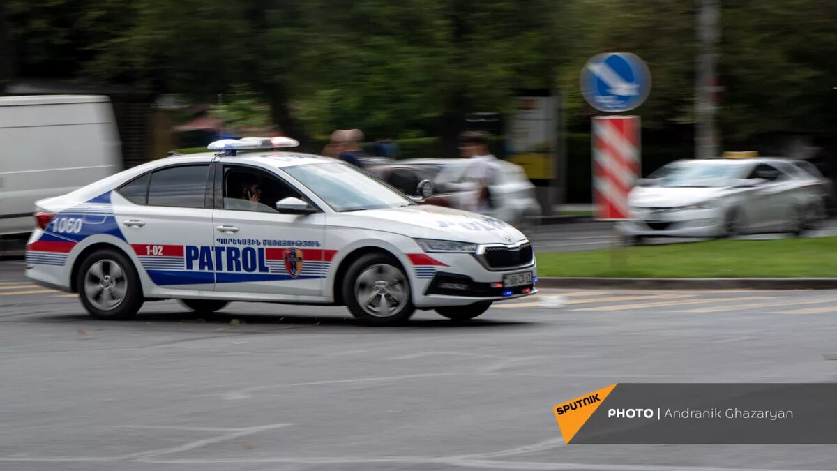 Полиция Армении автомобили