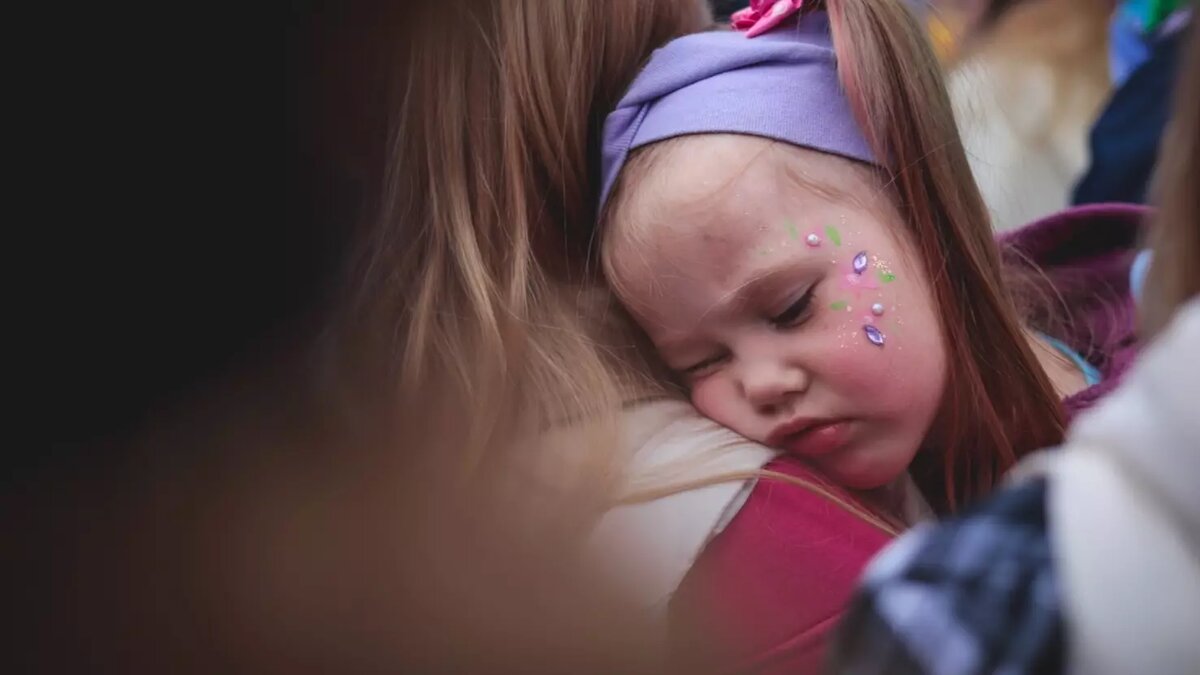     Семья едва не похищенной девочки из Стерлитамака прокомментировала случившееся. В интервью телеканалу UTV брат семилетней героини истории заявил, что не мог бросить ее.