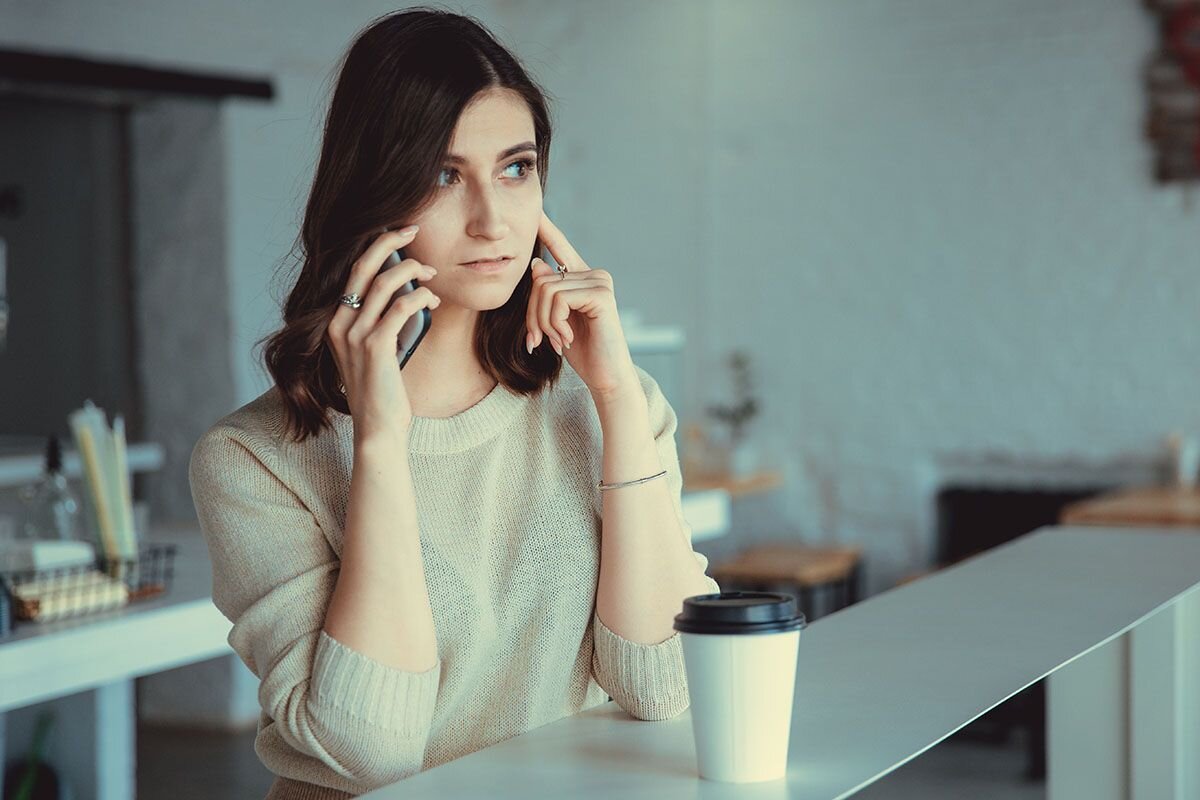 Неприятный звонок может испортить утро кому угодно📷
