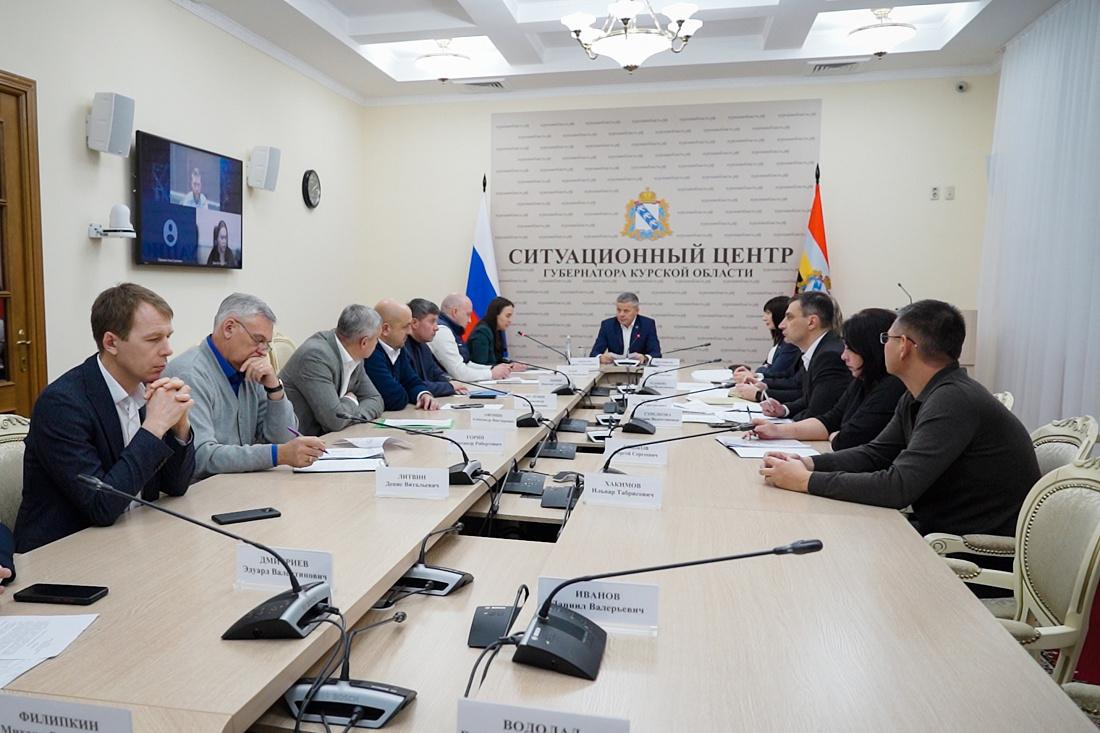 стенд по дополнительному образованию. проспекты образовательного учреждения. листовка учебного заведения. буклет образовательного учреждения. рекламная брошюра.