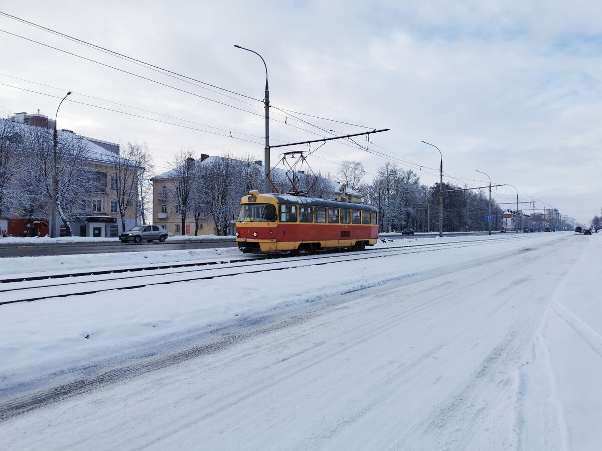 Трамвай 041 Tatra T3SU на маршруте № 3. Комсомольская улица.