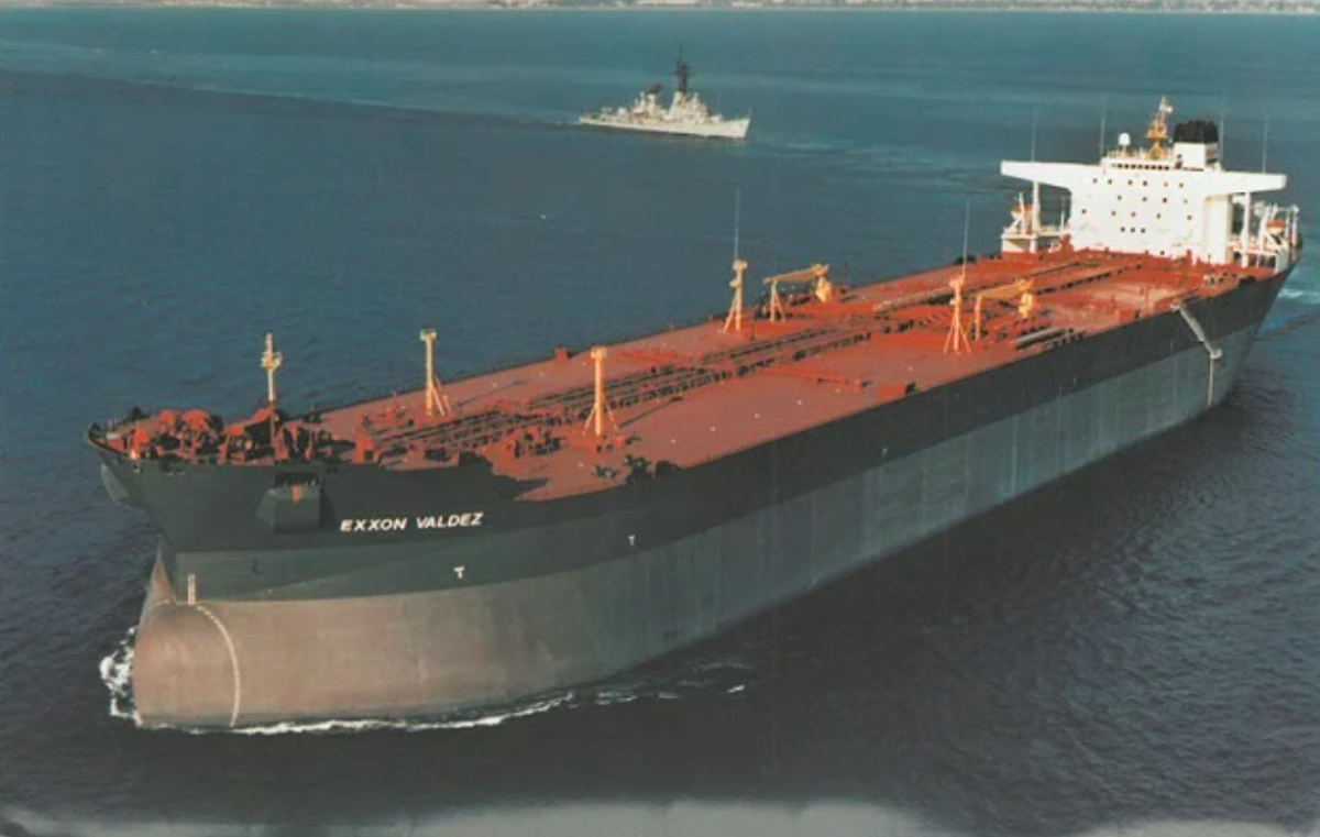 Танкер Эксон Вальдэз