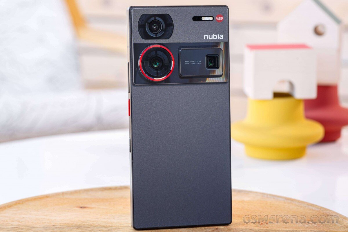 Nubia z60 ultra сравнение. Nubia флагман. Nubia z60 ultra сравнение. Nubia флагман. Zte nubia 60 ultra.