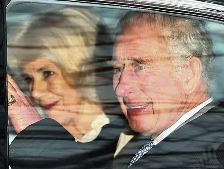 Старший сын отец младших. Александр александрович ильин старший. Два мальчика. Александр ильин актер. Папа и два сына.