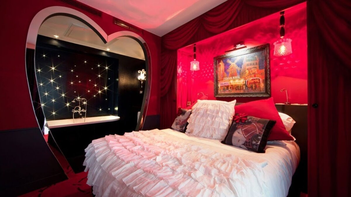 романтические сердечки. романтический вечер. мужчина делает предложение. сердечко для любимого. сделать предложение парк.