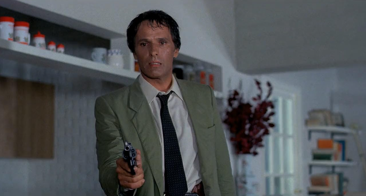 Кадр из фильма "Дрожь" (1982)