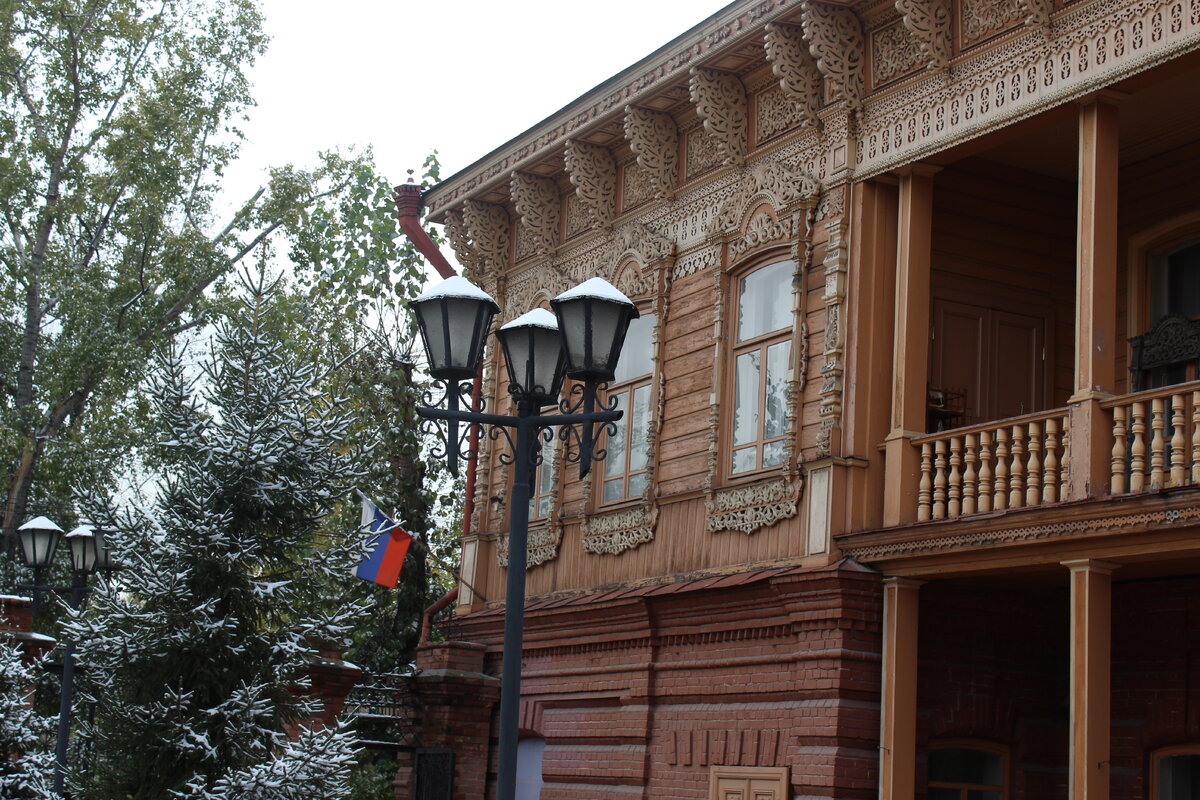 Дом искусств в Томске. Листайте фото, здесь галерея.