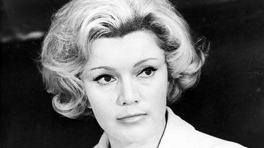 проклятый солнце состав. солнце проклятых кино. будь проклято солнце. солнце в космосе. будь проклято солнце.