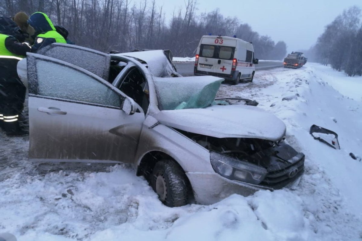    Автомобилистка попала в больницу после ДТП с грузовиком на Южном Урале