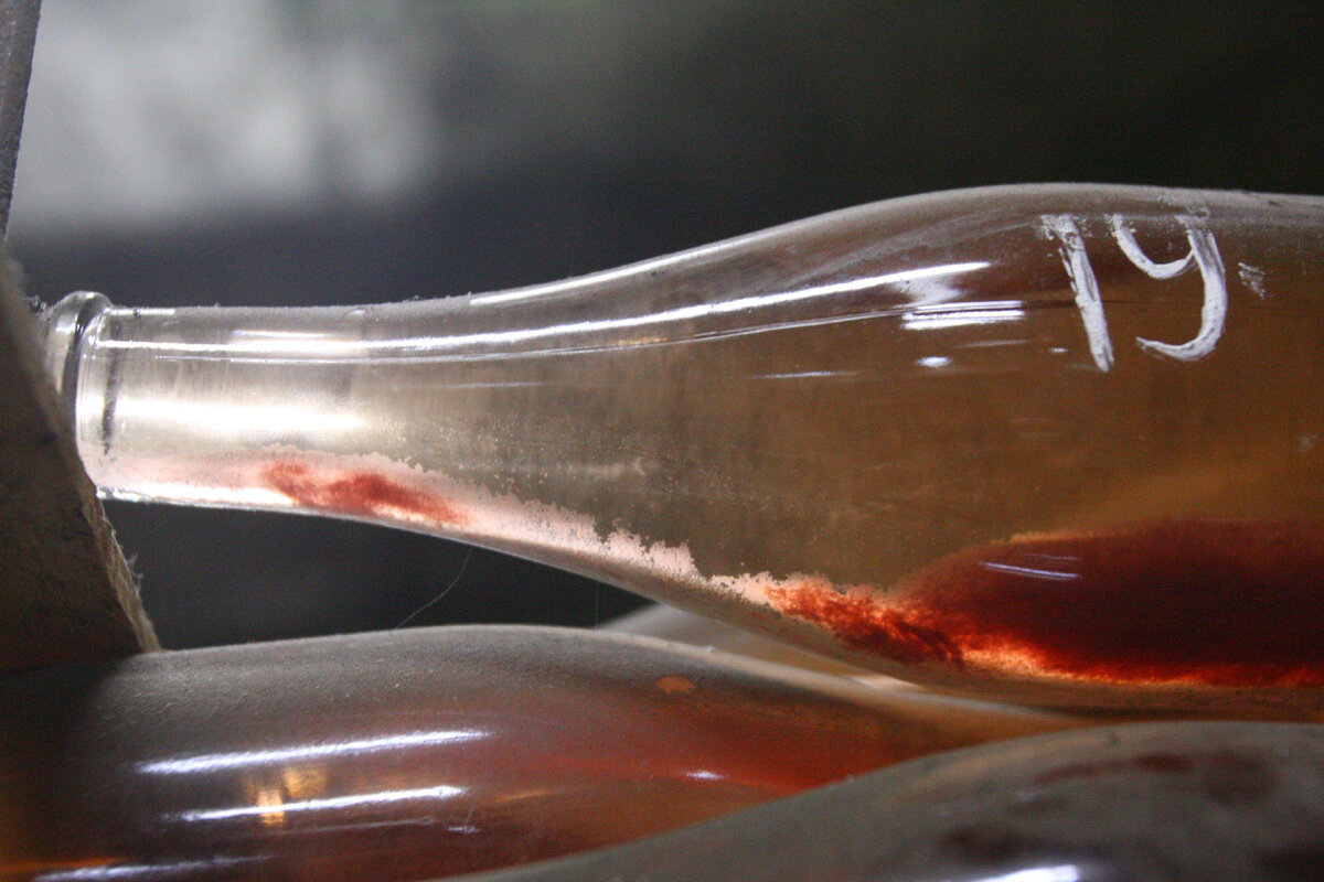 Золотой дождь иодид свинца. Калий осадок. Реакция с белым осадком. Хромат калия. Золотой дождь йодид свинца.