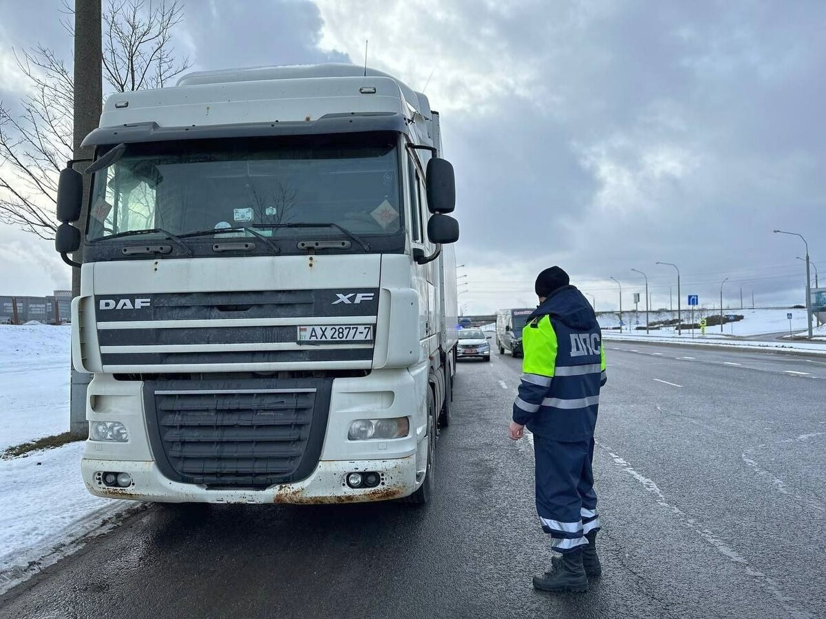 ГАИ Минска объявила о проверке улиц и дорог. Кому пригрозили штрафом от 200 до 400 рублей? — Видео