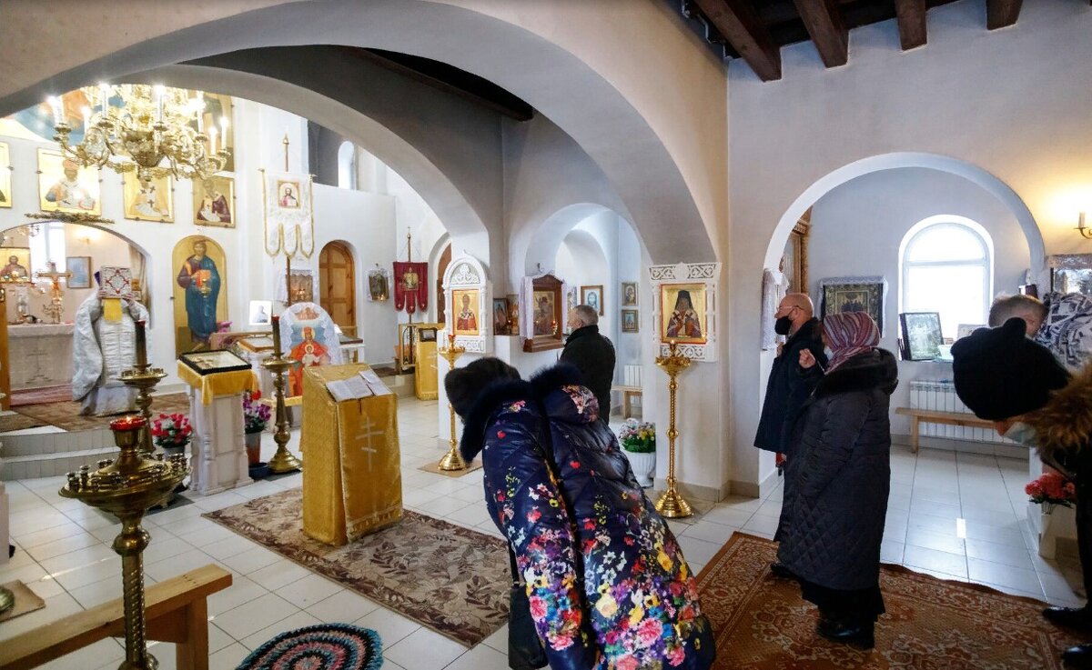 В храмах в этот день проходят богослужения/фото "МК в Пскове"