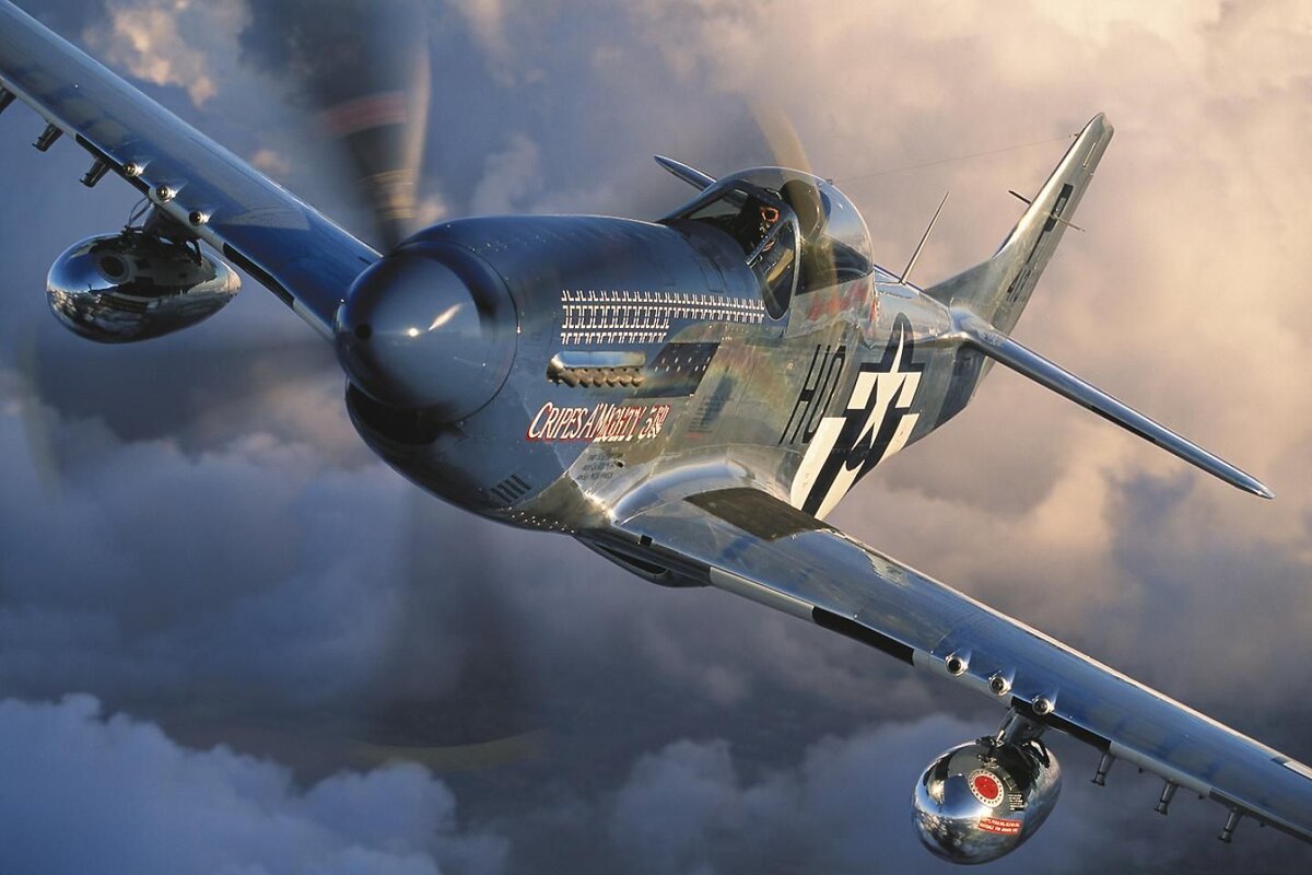 Мустанг Р-51D майора Джона Предди с подвесными баками