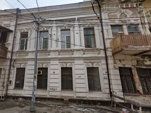    дом на Шаумяна,42 // фото: Google.Карты