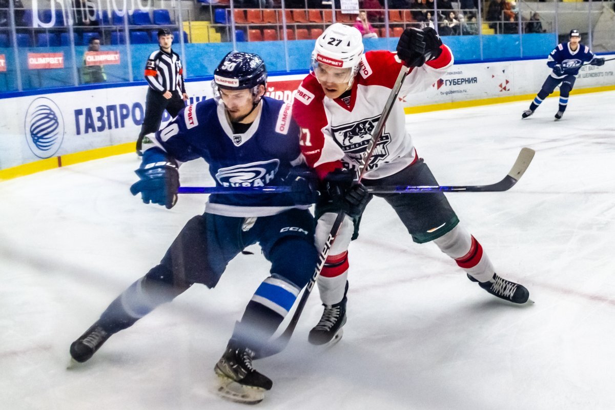    Воронежский «Буран» взял одно зачетное очко в матче против «Нефтяника»